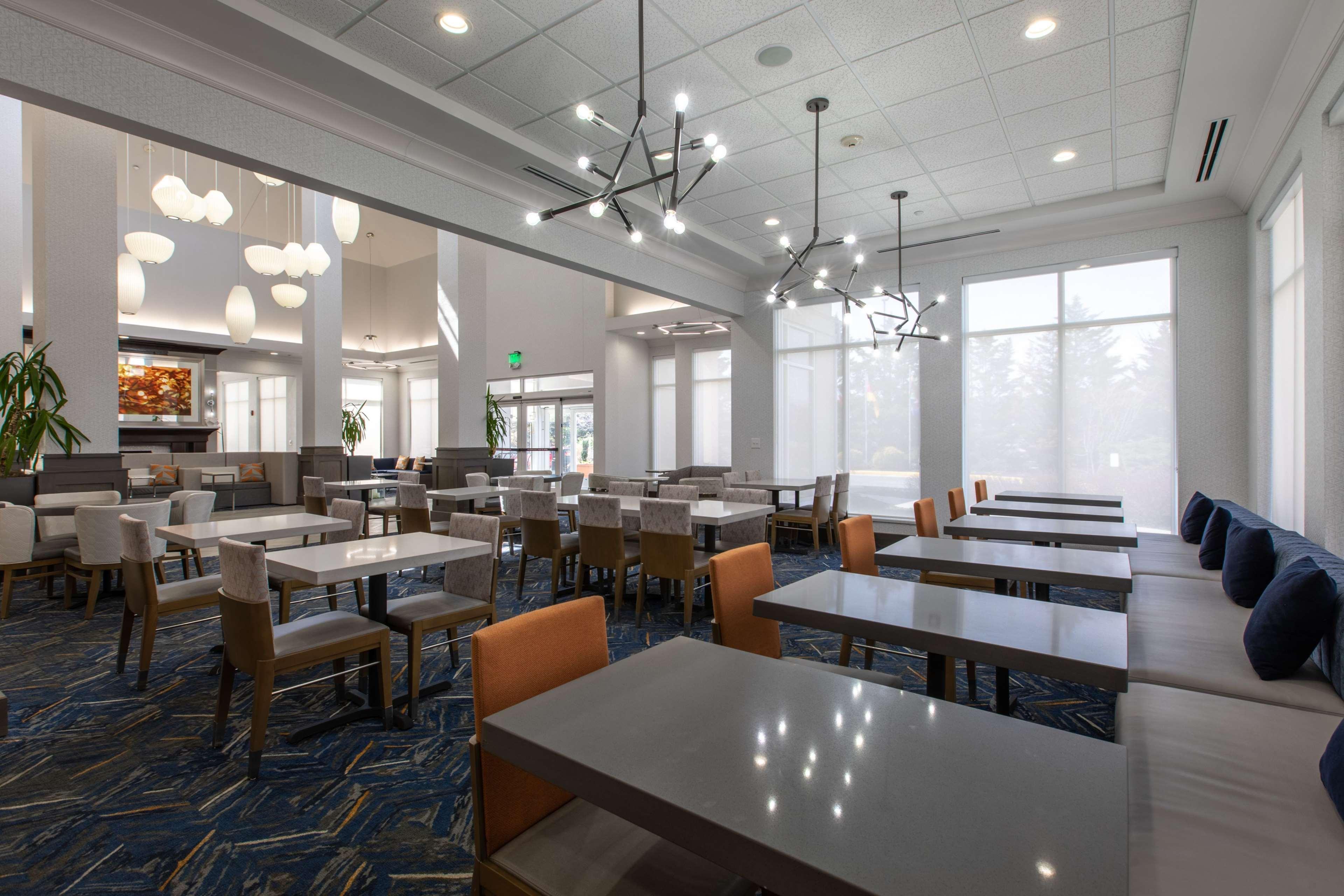 Hilton Garden Inn Линчберг Экстерьер фото